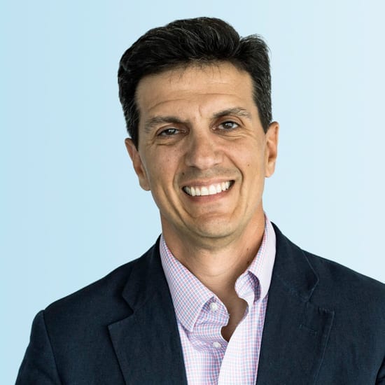 Image from https://eab.com/wp-content/uploads/0001/01/Kirshbaum-Michael-2019-06-05-04.jpg